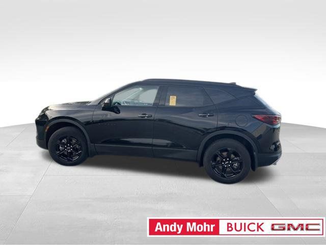 Used 2025 Chevrolet Blazer LT w/ Convenience Package FWD image 13
