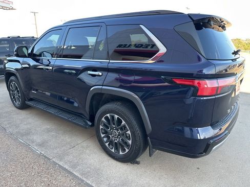 Certified 2023 Toyota Sequoia Limited image 5