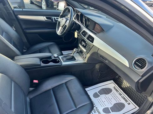Used 2013 Mercedes-Benz C 300 4MATIC Sedan image 10