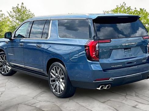 Used 2026 GMC Yukon XL Denali Ultimate AWD/4WD image 11