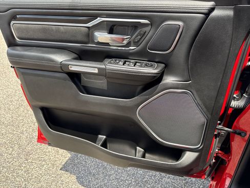 Used 2021 RAM 1500 Laramie AWD/4WD image 14