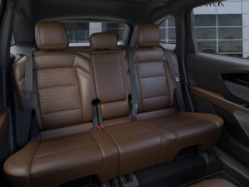 New 2026 Lincoln Nautilus Reserve image 11