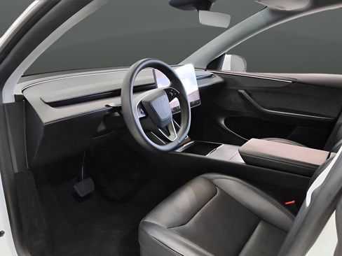 Used 2026 Tesla Model Y Long Range AWD/4WD image 13