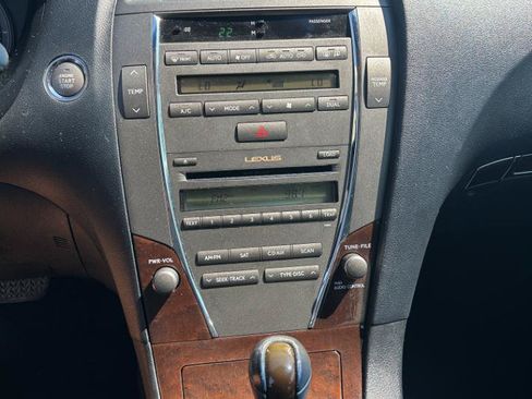 Used 2011 Lexus ES 350 FWD image 18