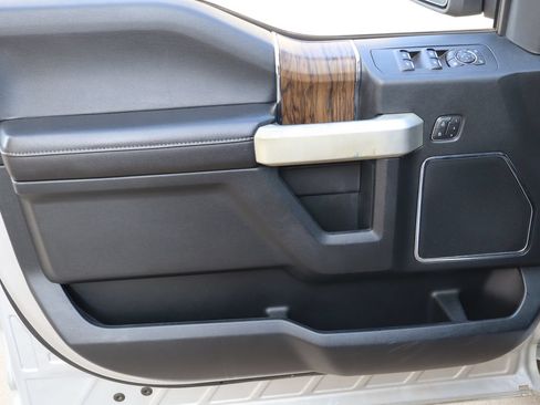 Used 2019 Ford F150 Lariat AWD/4WD image 19