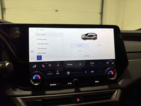 Used 2023 Lexus RX 350 Premium Plus w/ Accessory Package (Z1) image 16