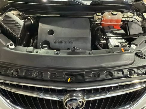 Used 2020 Buick Enclave Essence FWD image 23
