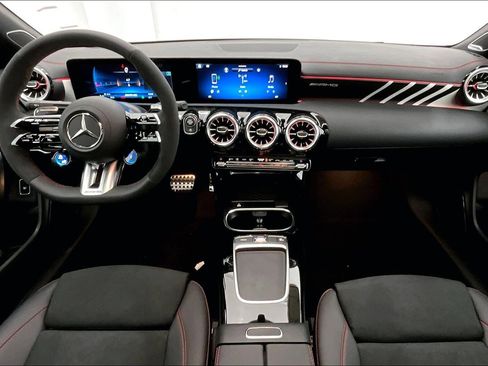 New 2026 Mercedes-Benz CLA 35 AMG 4MATIC image 4