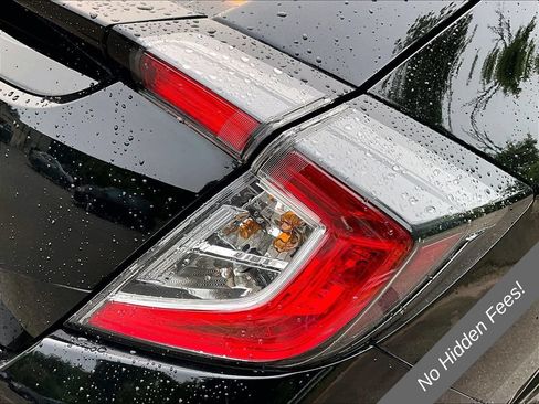Used 2018 Honda Civic Sport image 22