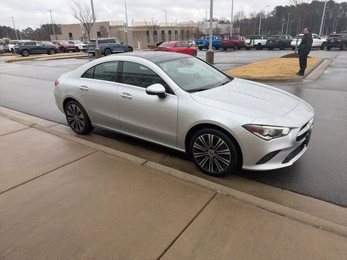 Used 2023 Mercedes-Benz CLA 250 4MATIC w/ Premium Package image 25