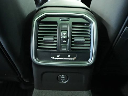 New 2025 Porsche Macan image 26