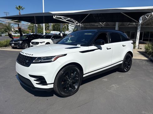 Used 2020 Land Rover Range Rover Velar R-Dynamic S image 4