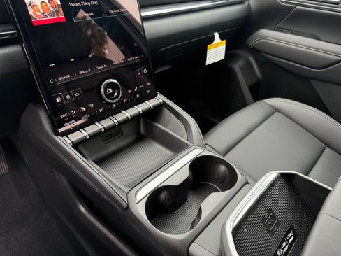 New 2026 GMC Terrain Elevation w/ Elevation Premium Package image 13