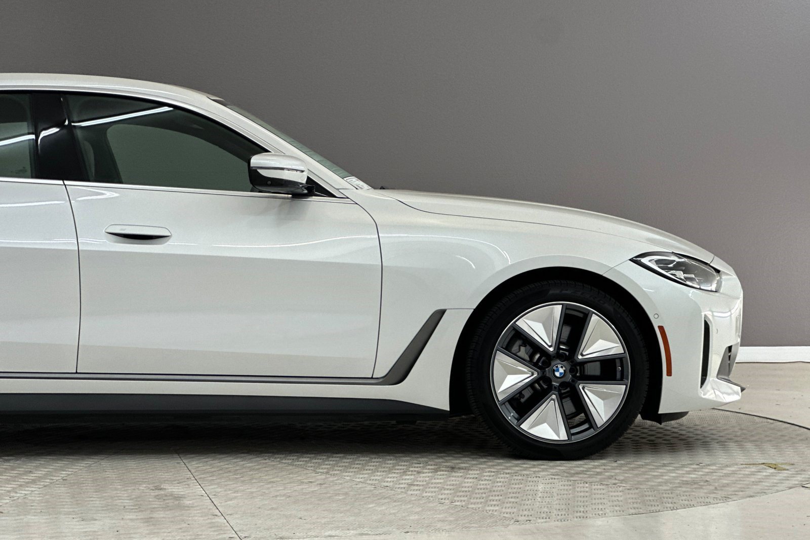 Certified 2023 BMW i4 eDrive40 w/ Premium Package RWD image 36