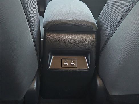 Used 2024 Toyota Corolla LE image 19