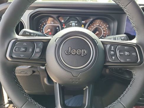 New 2026 Jeep Gladiator Sport AWD/4WD image 11