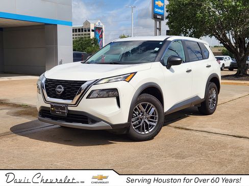 Used 2023 Nissan Rogue S AWD/4WD image 1