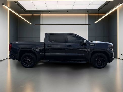 Certified 2022 GMC Sierra 1500 Elevation w/ Elevation Premium Package AWD/4WD image 8