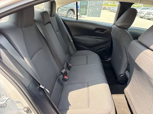 Used 2025 Toyota Corolla LE FWD image 27