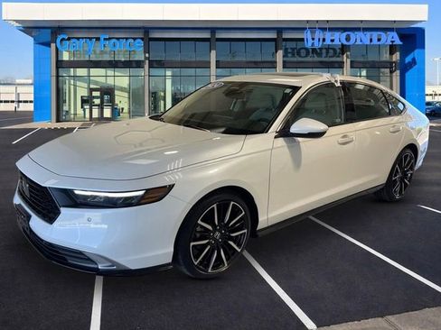Certified 2024 Honda Accord Touring image 4