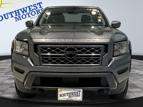 Used 2024 Nissan Frontier SV w/ Technology Package AWD/4WD image 2