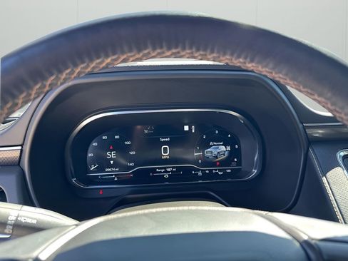 Used 2023 GMC Yukon AT4 w/ AT4 Premium Package image 34