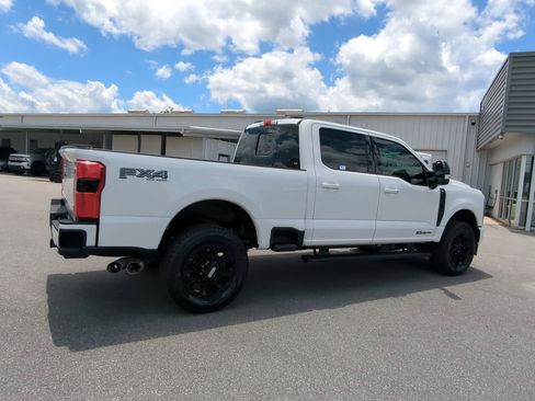 New 2025 Ford F350 Lariat w/ Lariat Ultimate Package image 4