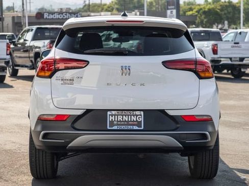 Used 2026 Buick Encore GX Preferred w/ Comfort Package AWD/4WD image 8