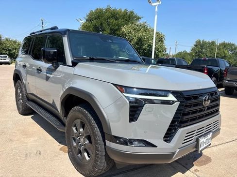 Used 2024 Lexus GX 550 AWD/4WD image 1