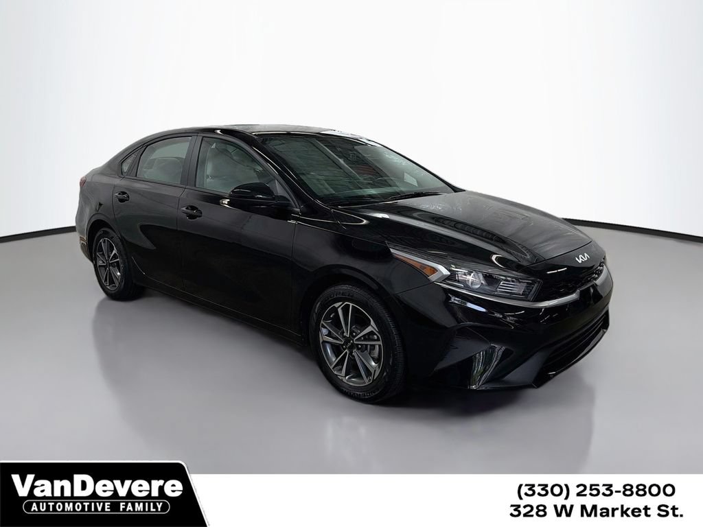 Used 2023 Kia Forte LXS FWD image 1