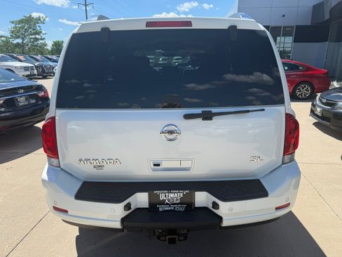 Used 2015 Nissan Armada SL w/ Moonroof Package AWD/4WD image 5