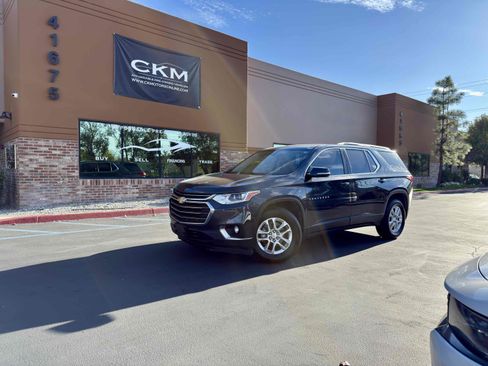 Used 2019 Chevrolet Traverse LT w/ LPO, Floor Liner Package image 2
