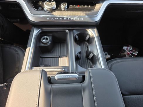 New 2026 Ford Expedition Max Platinum w/ Stealth Appearance Package image 17