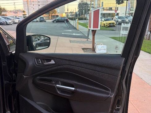 Used 2013 Ford C-MAX Energi SEL image 51