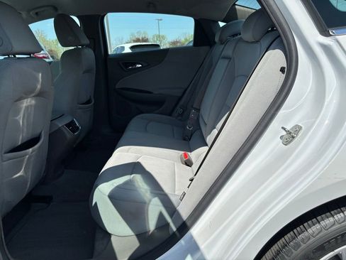 Used 2020 Chevrolet Malibu LT FWD image 17