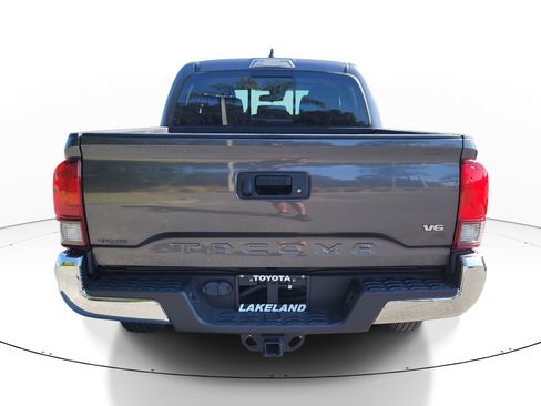 Certified 2021 Toyota Tacoma SR5 image 6