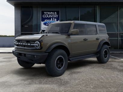 New 2026 Ford Bronco Outer Banks w/ Sasquatch Package