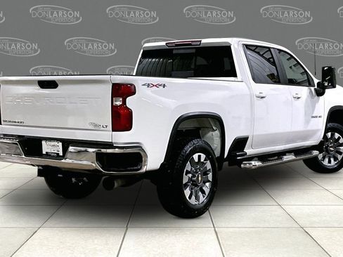 Used 2024 Chevrolet Silverado 3500 LT AWD/4WD image 7
