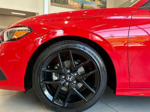 Used 2023 Honda Civic Sport image 10