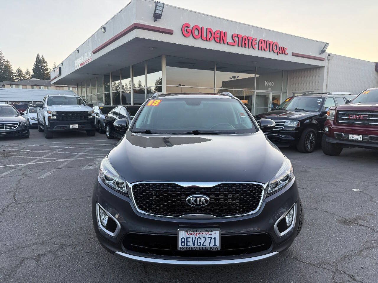 Used 2018 Kia Sorento EX FWD image 2