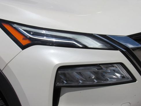 Used 2022 Nissan Rogue Platinum w/ Head-Up Display Package FWD image 10