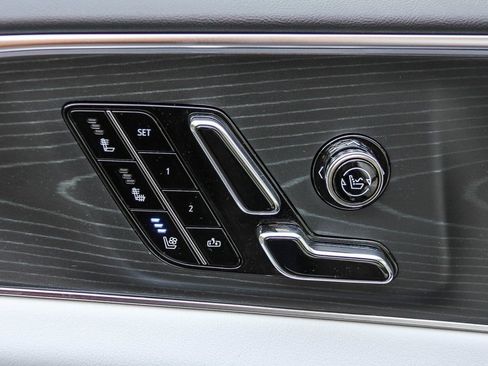 Used 2026 Cadillac Lyriq Signature Sport image 21