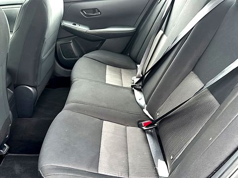 Used 2024 Nissan Sentra SV FWD image 18