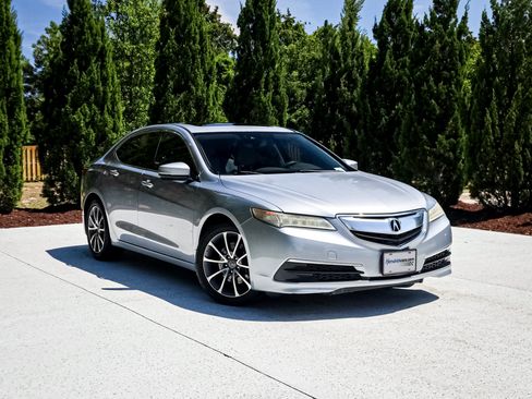 Used 2016 Acura TLX V6 w/ Technology Package FWD image 2