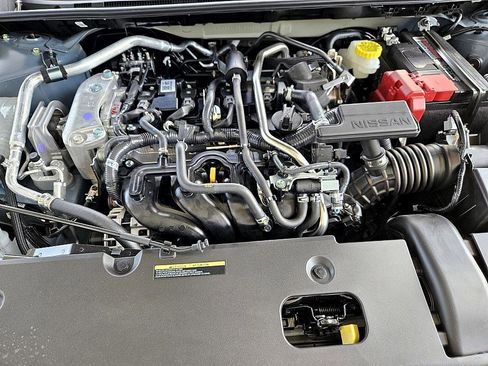 New 2025 Nissan Sentra SR image 17