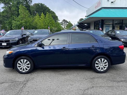 Used 2013 Toyota Corolla LE FWD image 13