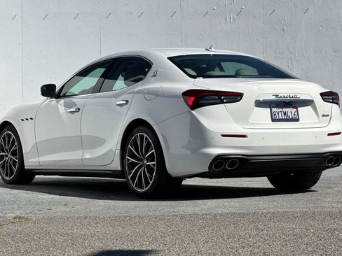 Used 2021 Maserati Ghibli image 5