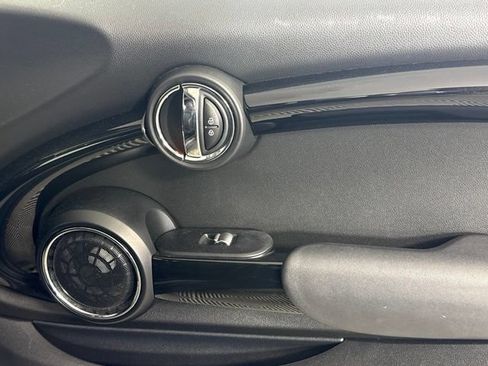 Used 2015 MINI Cooper S FWD image 25
