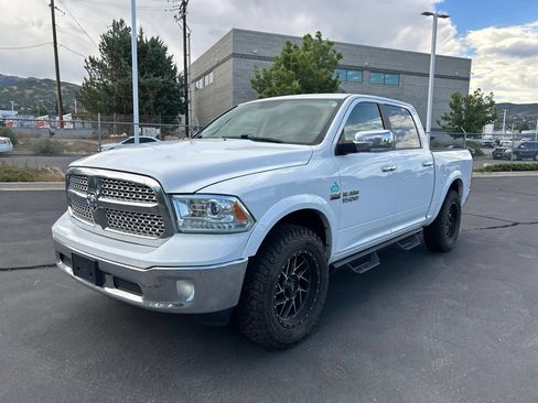 Used 2017 RAM 1500 Laramie AWD/4WD image 13