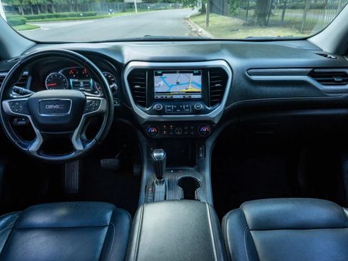 Used 2019 GMC Acadia SLT AWD/4WD image 18